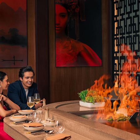 Hyatt Pune Esterno foto A Teppanyaki restaurant in India