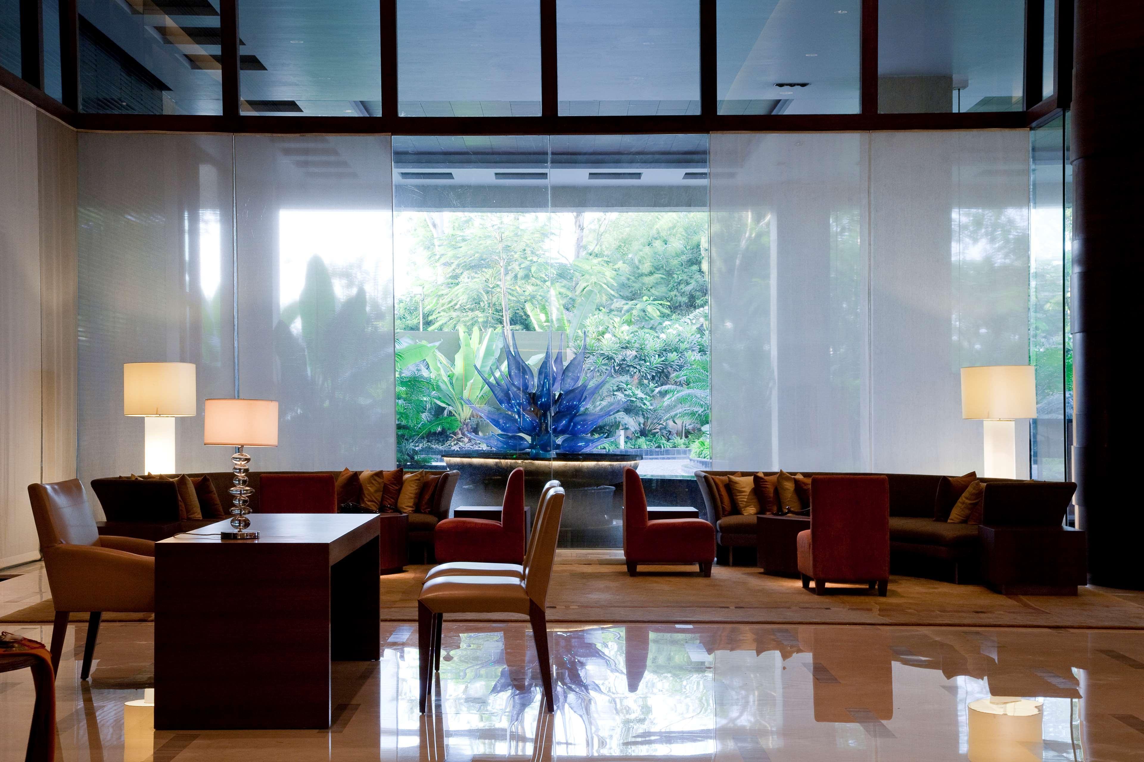 Hyatt Pune Esterno foto The lobby of the hotel
