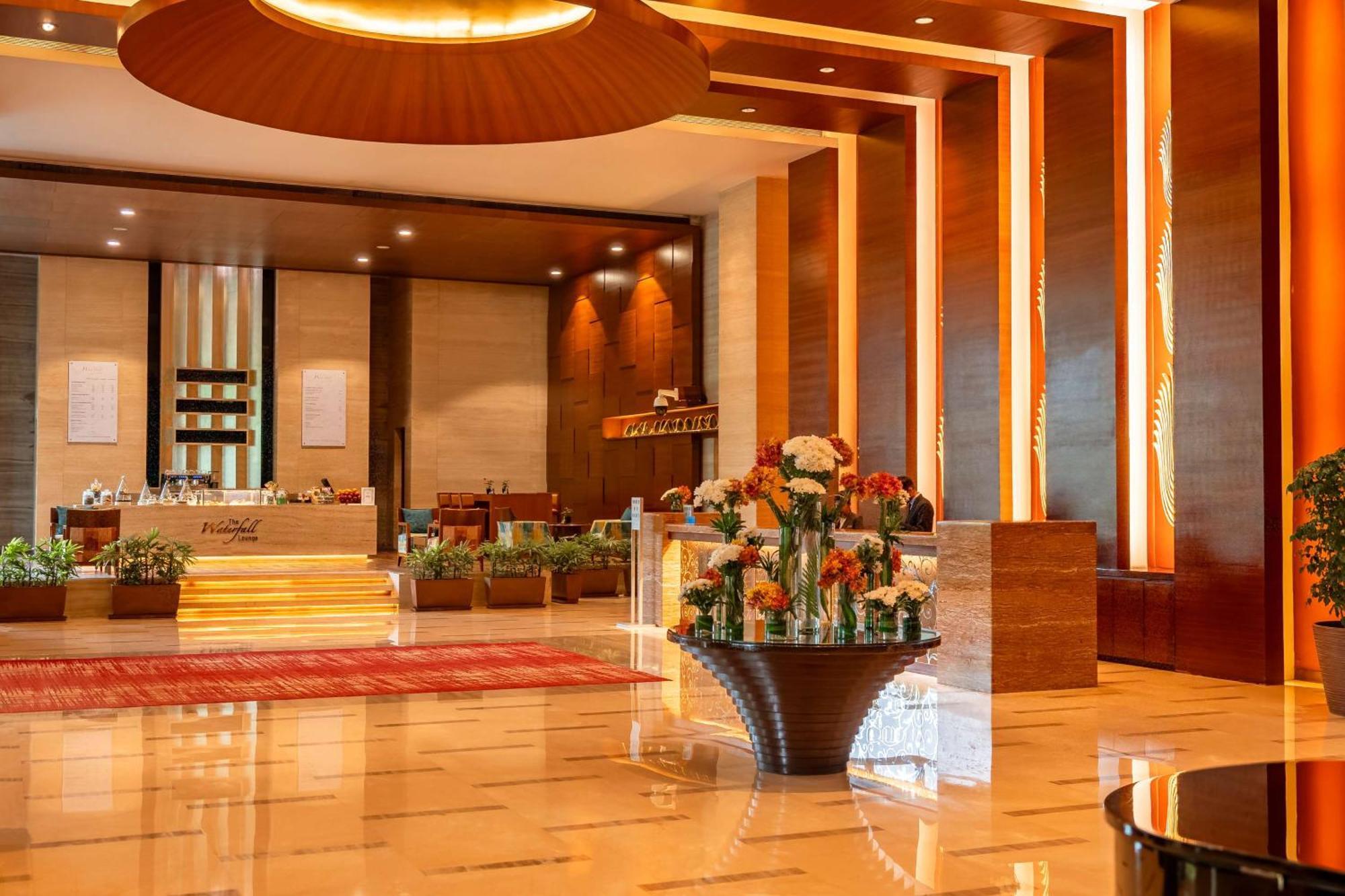 Hyatt Pune Esterno foto Lobby